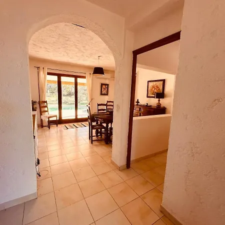 Villa Charmante Privée Avec Piscine *